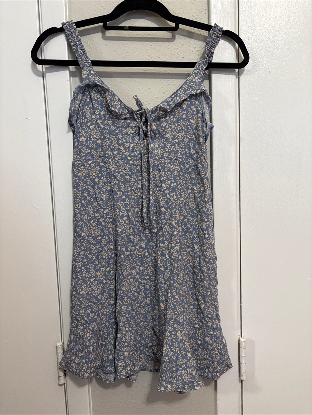 American Eagle Blue Floral Print Dress